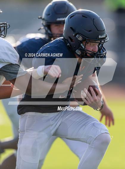 Thumbnail 1 in Tompkins vs Paetow (B teams) photogallery.