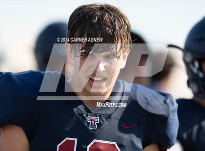 Thumbnail 1 in Tompkins vs Paetow (B teams) photogallery.