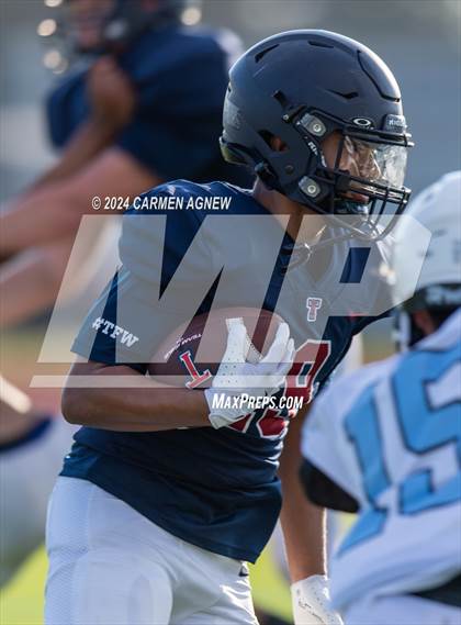 Thumbnail 2 in Tompkins vs Paetow (B teams) photogallery.