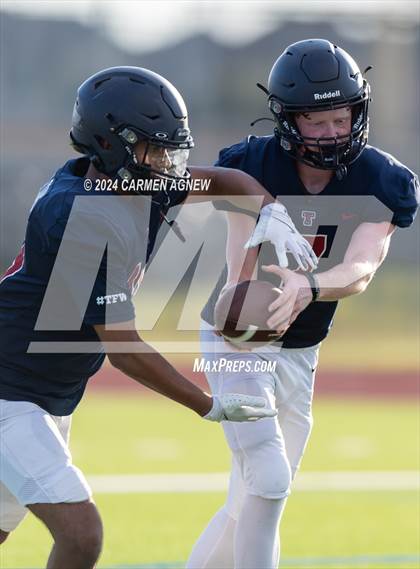 Thumbnail 3 in Tompkins vs Paetow (B teams) photogallery.