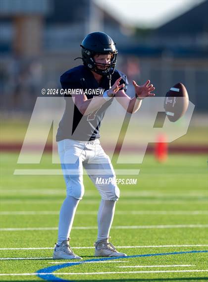 Thumbnail 1 in Tompkins vs Paetow (B teams) photogallery.