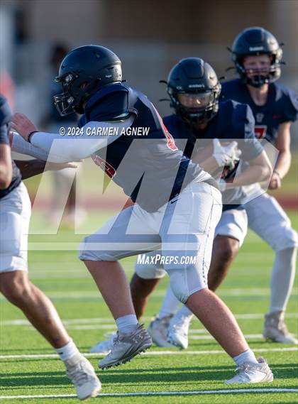 Thumbnail 2 in Tompkins vs Paetow (B teams) photogallery.