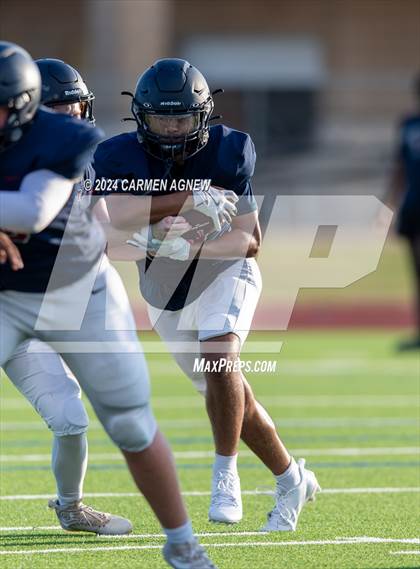 Thumbnail 1 in Tompkins vs Paetow (B teams) photogallery.