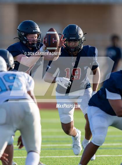 Thumbnail 3 in Tompkins vs Paetow (B teams) photogallery.