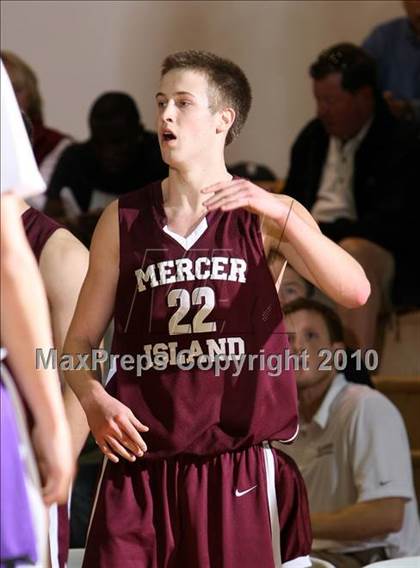 Thumbnail 3 in Mercer Island vs. Rancho Cucamonga (Desert Heat Invitational) photogallery.