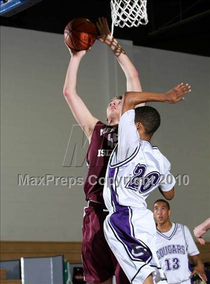 Thumbnail 3 in Mercer Island vs. Rancho Cucamonga (Desert Heat Invitational) photogallery.