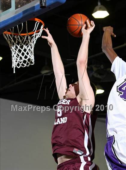 Thumbnail 3 in Mercer Island vs. Rancho Cucamonga (Desert Heat Invitational) photogallery.