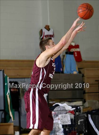 Thumbnail 3 in Mercer Island vs. Rancho Cucamonga (Desert Heat Invitational) photogallery.
