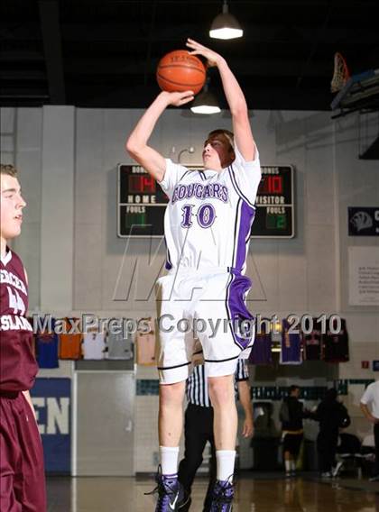 Thumbnail 3 in Mercer Island vs. Rancho Cucamonga (Desert Heat Invitational) photogallery.