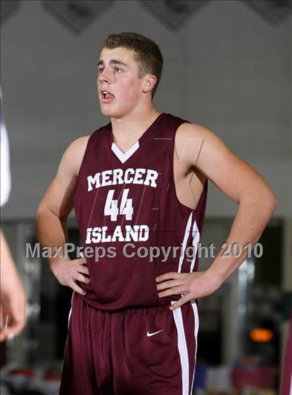 Thumbnail 3 in Mercer Island vs. Rancho Cucamonga (Desert Heat Invitational) photogallery.