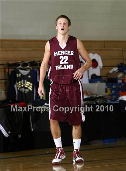 Thumbnail 1 in Mercer Island vs. Rancho Cucamonga (Desert Heat Invitational) photogallery.
