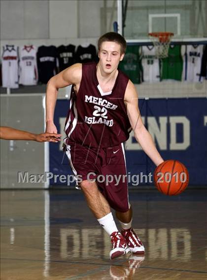 Thumbnail 1 in Mercer Island vs. Rancho Cucamonga (Desert Heat Invitational) photogallery.