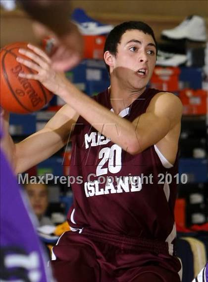 Thumbnail 1 in Mercer Island vs. Rancho Cucamonga (Desert Heat Invitational) photogallery.