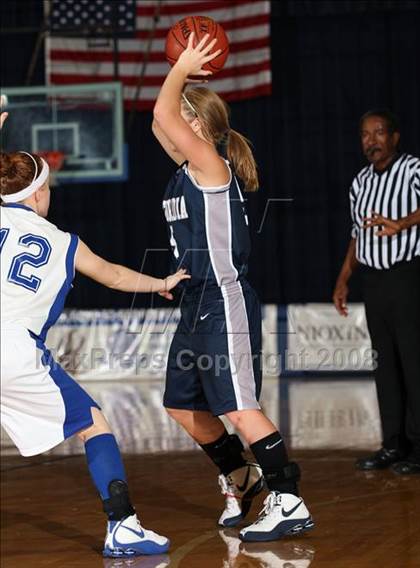 Thumbnail 2 in Concordia Lutheran vs. Joshua (Georgetown Jack Frost Invitational) photogallery.