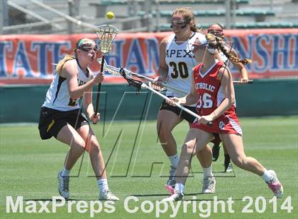 Thumbnail 3 in Apex vs. Charlotte Catholic (NCHSAA 4A Final) photogallery.