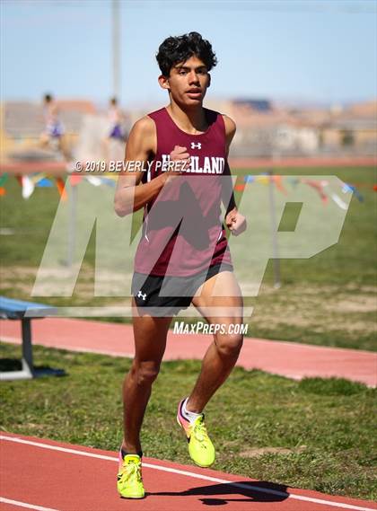 Thumbnail 1 in Highland vs Littlerock vs Eastside (800m) photogallery.