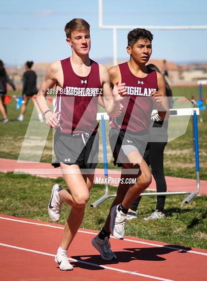 Thumbnail 1 in Highland vs Littlerock vs Eastside (800m) photogallery.