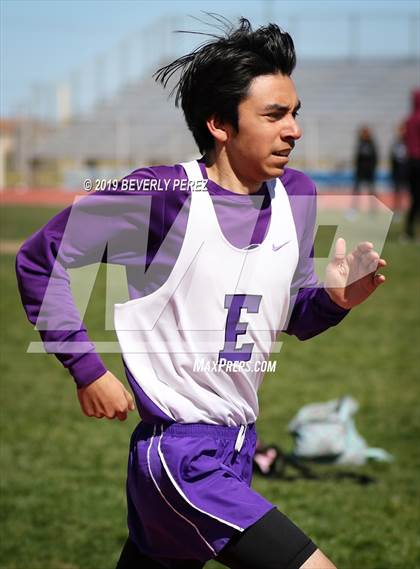 Thumbnail 2 in Highland vs Littlerock vs Eastside (800m) photogallery.