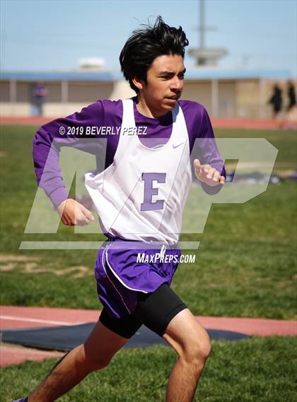 Thumbnail 2 in Highland vs Littlerock vs Eastside (800m) photogallery.