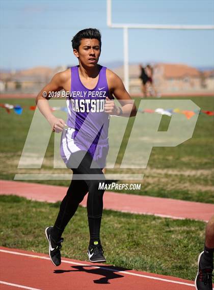 Thumbnail 3 in Highland vs Littlerock vs Eastside (800m) photogallery.