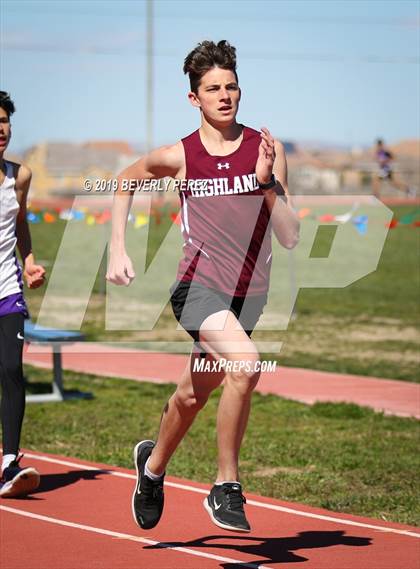 Thumbnail 3 in Highland vs Littlerock vs Eastside (800m) photogallery.