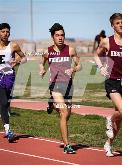 Thumbnail 3 in Highland vs Littlerock vs Eastside (800m) photogallery.