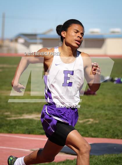 Thumbnail 2 in Highland vs Littlerock vs Eastside (800m) photogallery.