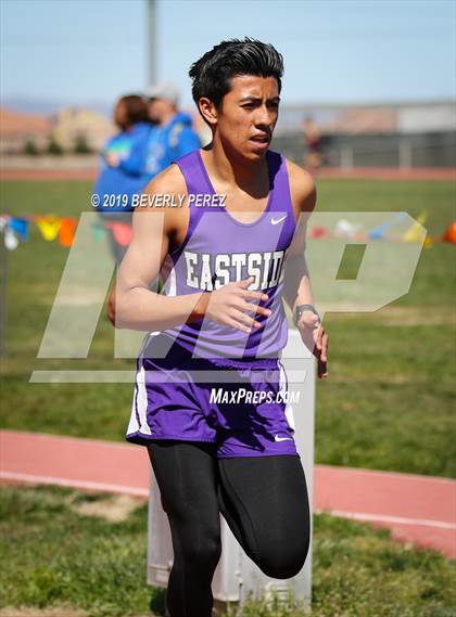Thumbnail 2 in Highland vs Littlerock vs Eastside (800m) photogallery.