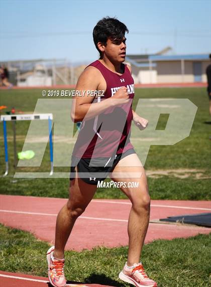 Thumbnail 1 in Highland vs Littlerock vs Eastside (800m) photogallery.