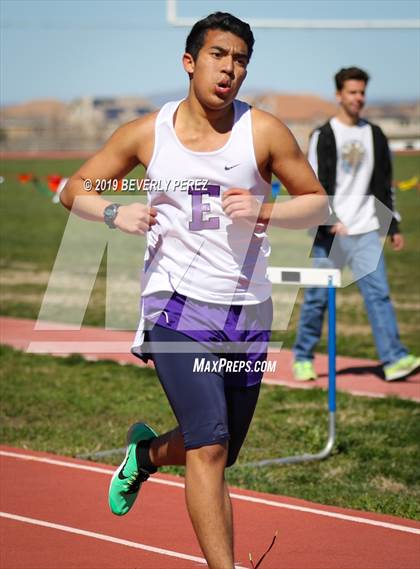 Thumbnail 3 in Highland vs Littlerock vs Eastside (800m) photogallery.