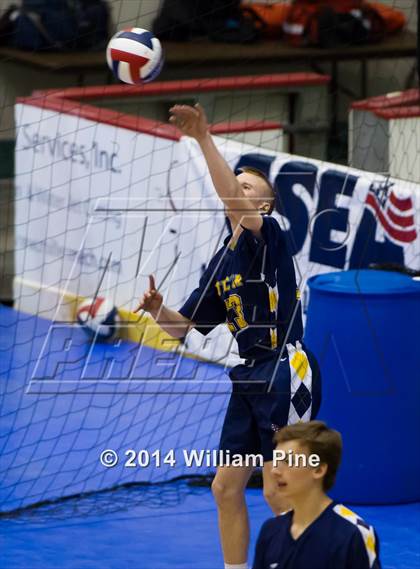 Thumbnail 1 in Eastport-South Manor vs. Victor (NYSPHSAA Division 2 Final) photogallery.