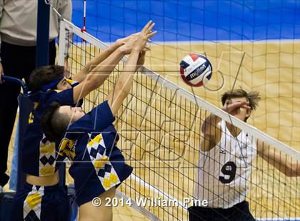 Thumbnail 2 in Eastport-South Manor vs. Victor (NYSPHSAA Division 2 Final) photogallery.