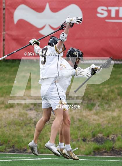 Thumbnail 2 in Legend vs. Arapahoe (CHSAA 5A Semifinals) photogallery.