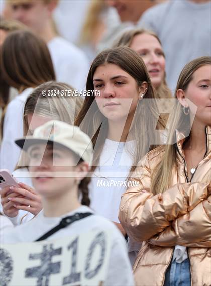 Thumbnail 1 in Legend vs. Arapahoe (CHSAA 5A Semifinals) photogallery.