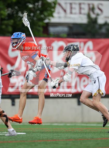 Thumbnail 2 in Legend vs. Arapahoe (CHSAA 5A Semifinals) photogallery.