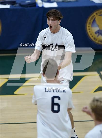 Thumbnail 3 in Loyola vs. Corona Del Mar (CIF SoCal Regional D1 Final) photogallery.