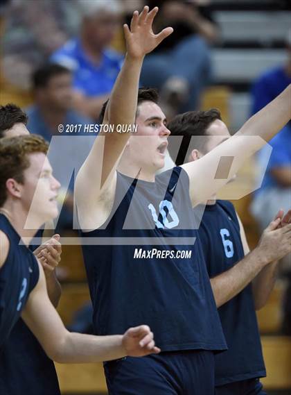 Thumbnail 3 in Loyola vs. Corona Del Mar (CIF SoCal Regional D1 Final) photogallery.
