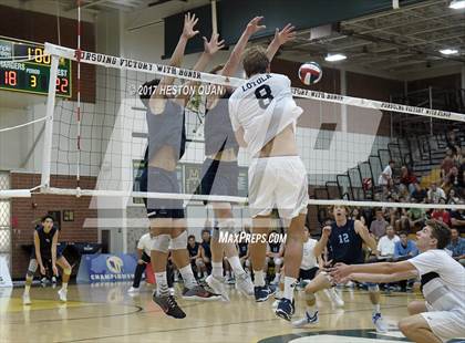 Thumbnail 3 in Loyola vs. Corona Del Mar (CIF SoCal Regional D1 Final) photogallery.