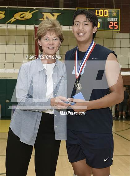 Thumbnail 3 in Loyola vs. Corona Del Mar (CIF SoCal Regional D1 Final) photogallery.