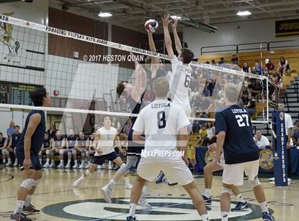 Thumbnail 2 in Loyola vs. Corona Del Mar (CIF SoCal Regional D1 Final) photogallery.