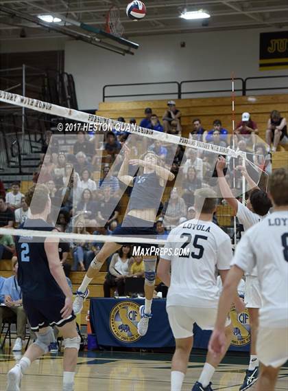 Thumbnail 2 in Loyola vs. Corona Del Mar (CIF SoCal Regional D1 Final) photogallery.