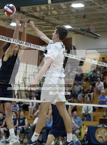 Thumbnail 1 in Loyola vs. Corona Del Mar (CIF SoCal Regional D1 Final) photogallery.