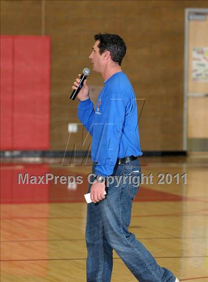 Thumbnail 2 in Monterey Trail vs. Antelope (Common Good Classic) photogallery.
