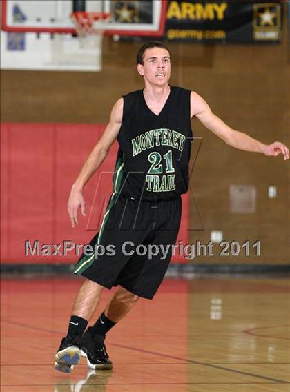 Thumbnail 2 in Monterey Trail vs. Antelope (Common Good Classic) photogallery.