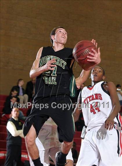 Thumbnail 3 in Monterey Trail vs. Antelope (Common Good Classic) photogallery.
