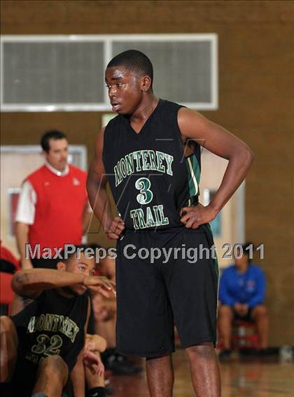 Thumbnail 2 in Monterey Trail vs. Antelope (Common Good Classic) photogallery.