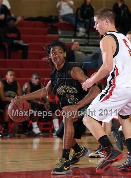 Thumbnail 3 in Monterey Trail vs. Antelope (Common Good Classic) photogallery.