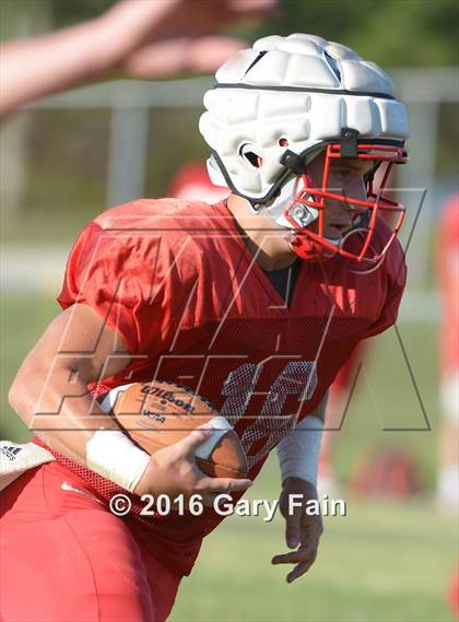 Thumbnail 2 in Baylor @ Soddy Daisy (Scrimmage)  photogallery.