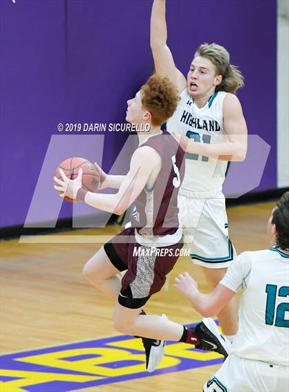 Thumbnail 1 in Highland vs. Desert Mountain (Fear the Hop Tournament)  photogallery.