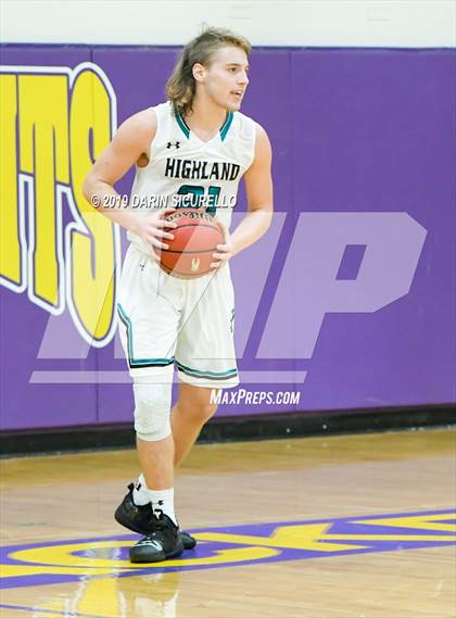 Thumbnail 3 in Highland vs. Desert Mountain (Fear the Hop Tournament)  photogallery.